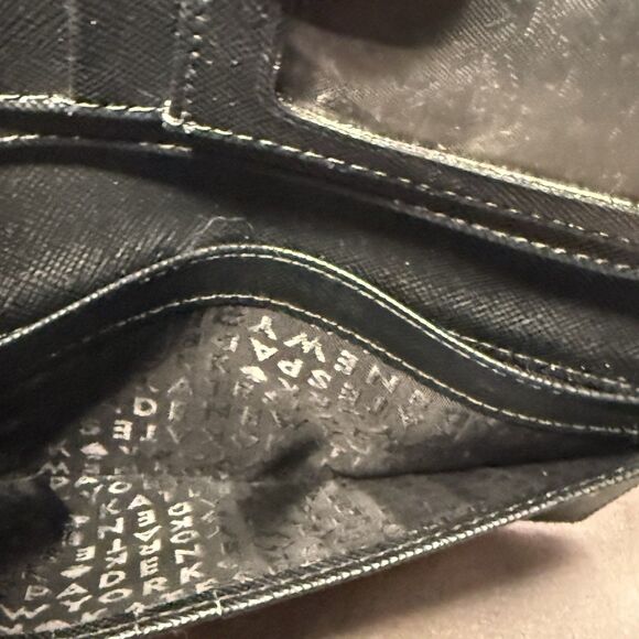 Kate Spade Classic Red Black Plaid Bifold Wallet With Coin Purse and Card Holder - Picture 8 of 12